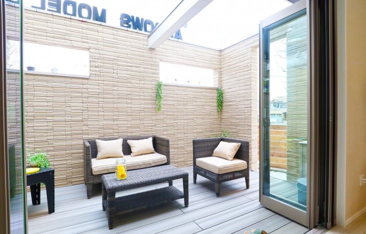 壁付ウッドデッキ『アペル』