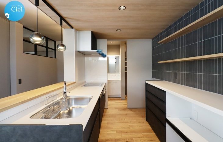 キッチン(人造大理石の天板)